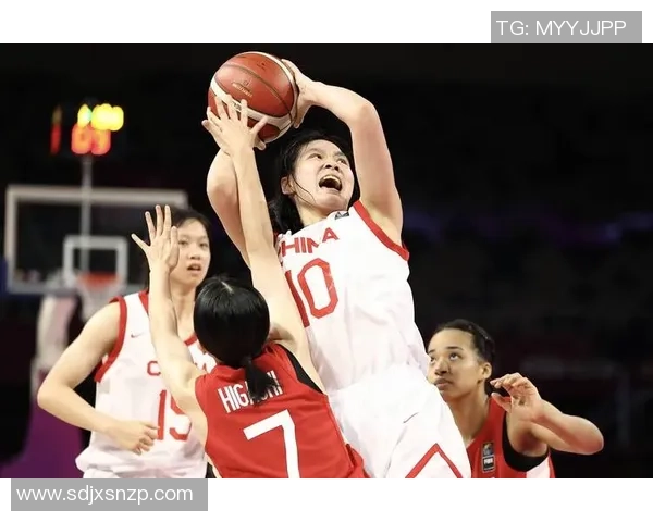 2018亚运会女篮小组赛中国队对决强敌全力争胜展现风采