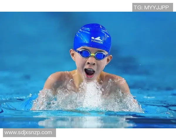 孙宇亮:特奥游泳赛场上的自傲男孩 孙宇亮:特奥游泳赛场上的自傲男孩